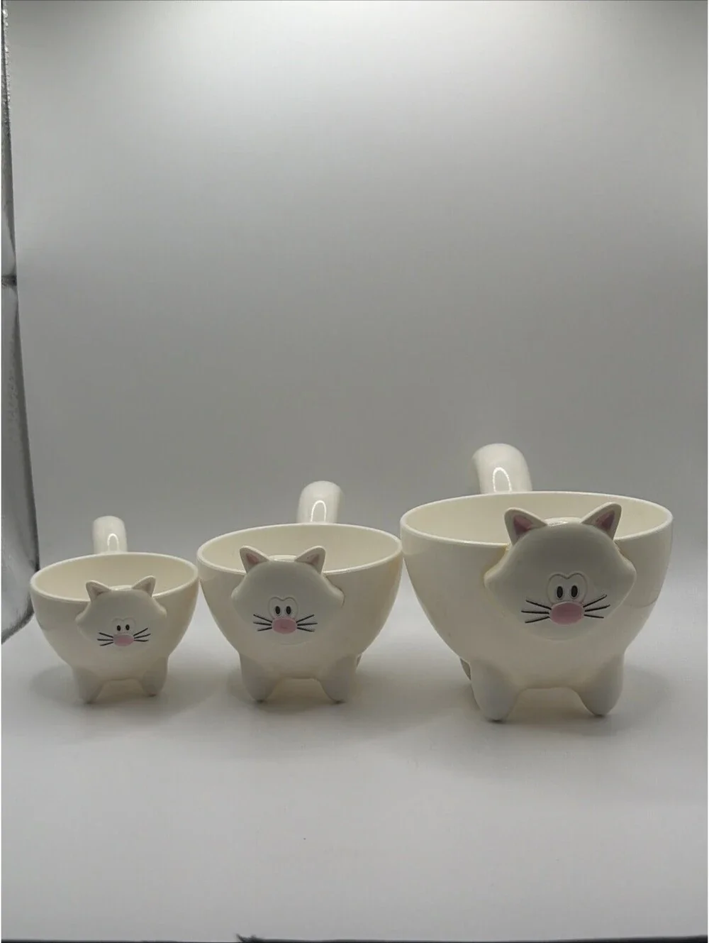 Joie Meow 3 White Kitty Cat Stackable Measuring Cups And Timer1/4 1/2 &1 Cup Set